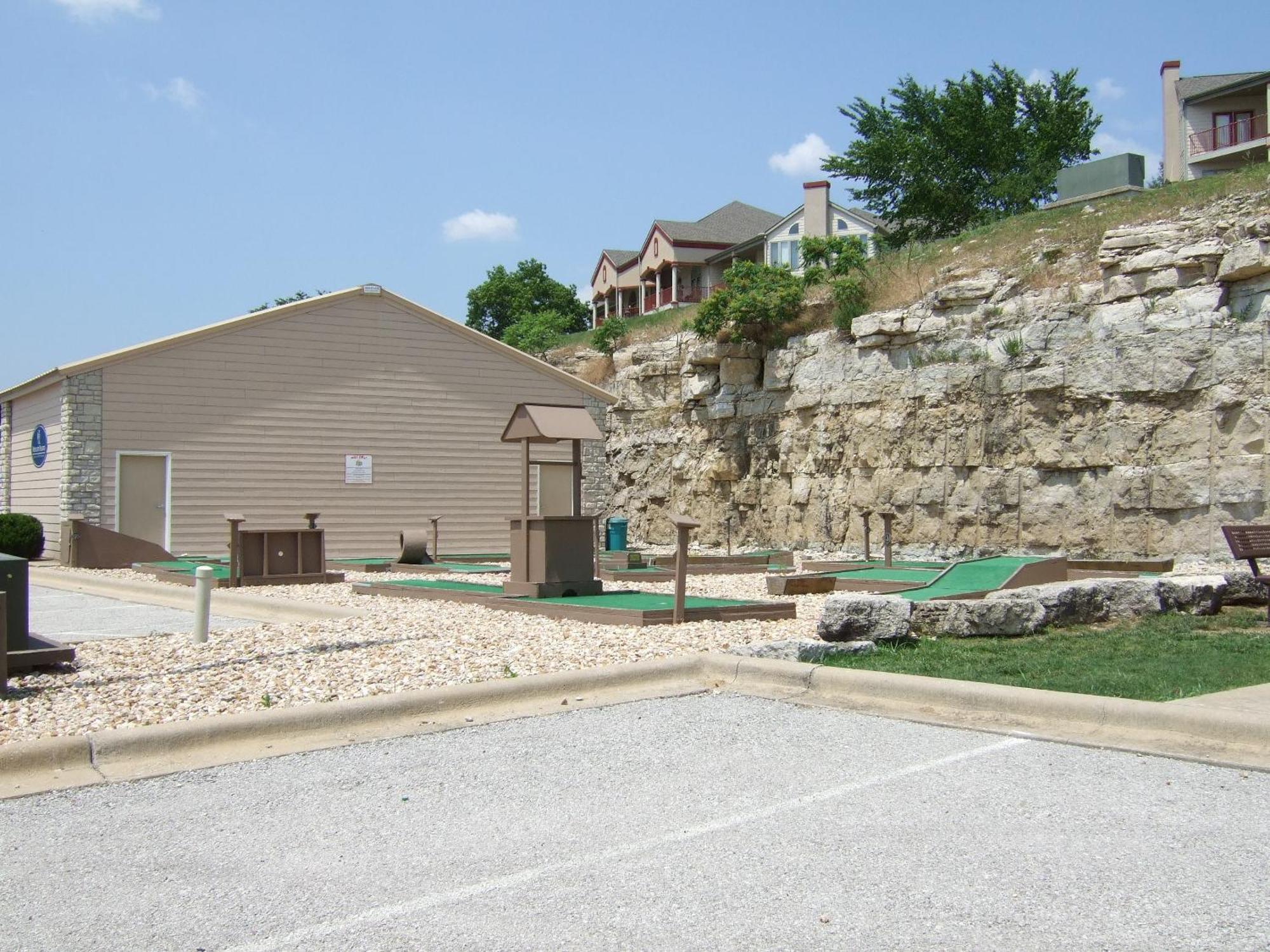 Westgate Branson Lakes Resort Hollister Exterior photo