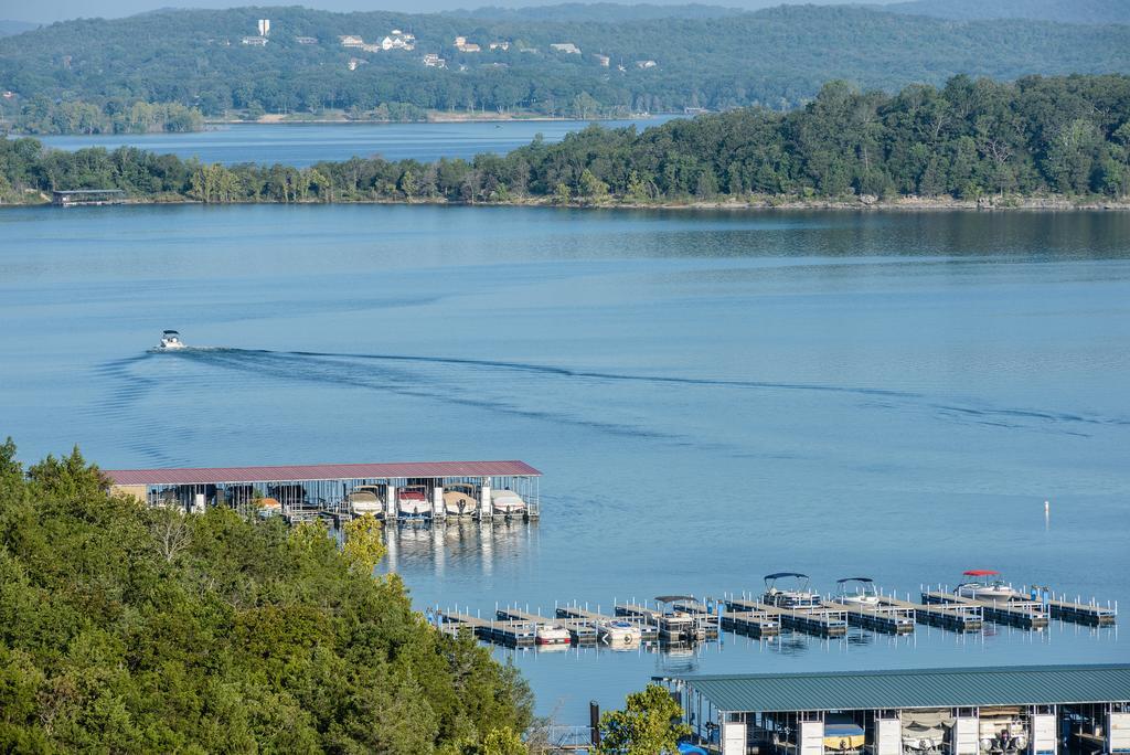 Westgate Branson Lakes Resort Hollister Exterior photo